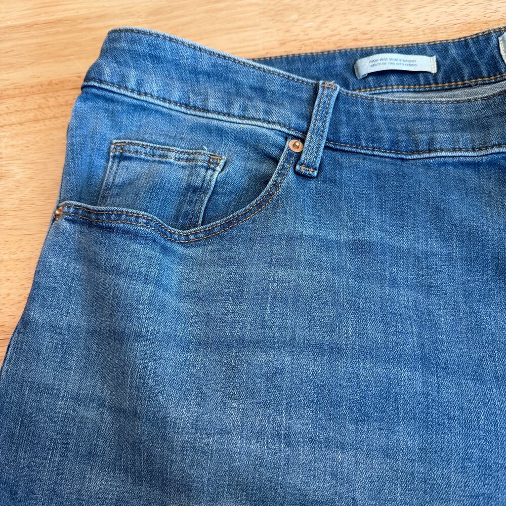 Universal Thread Women's Plus Size Medium Wash St… - image 6